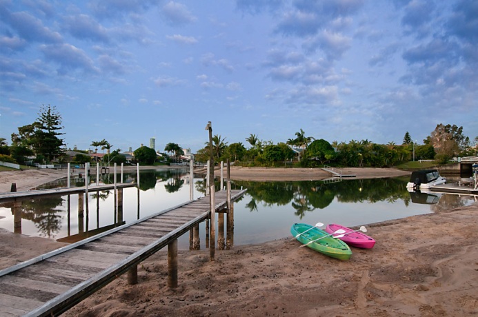 kayaks-canal