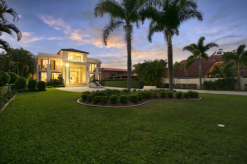 Grand-luxury-estate