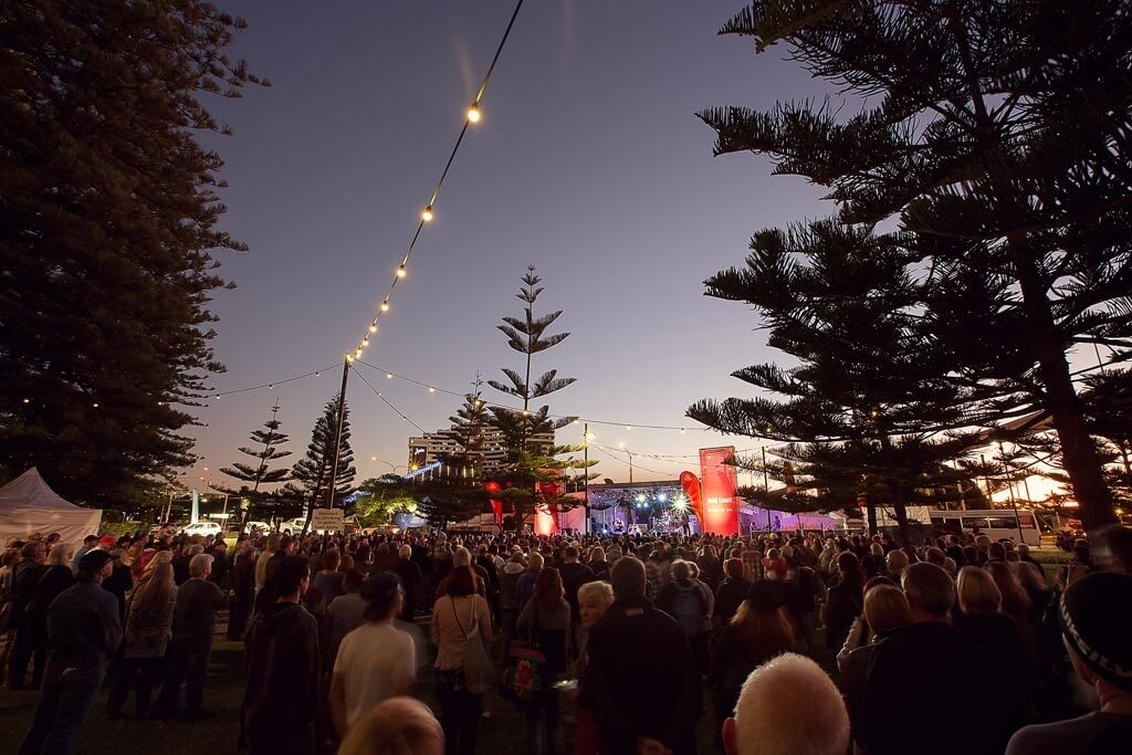 Image via www.bluesonbroadbeach.com